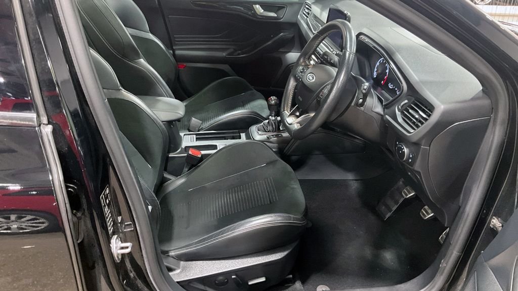 Used Ford Focus 2019 for sale - 76333260: Photo 10