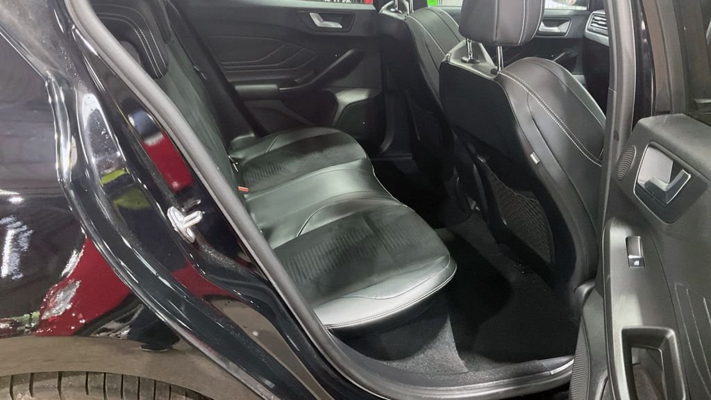 Used Ford Focus 2019 for sale - 76333260: Photo 11