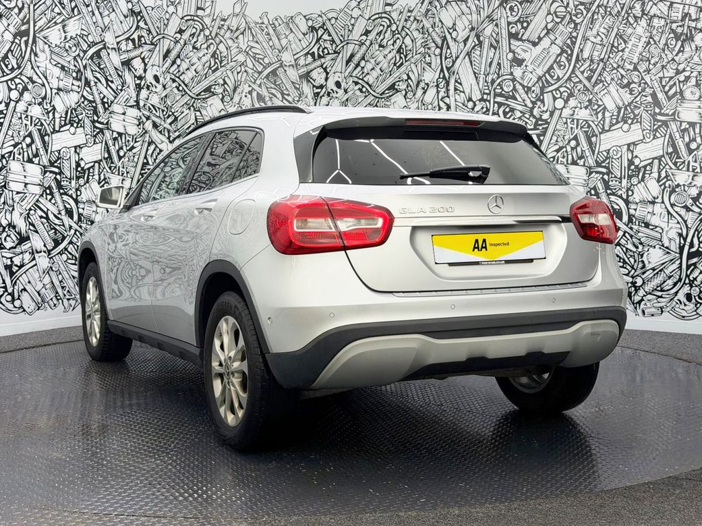 Used Mercedes-Benz GLA 2018 for sale - 77792317: Photo 9