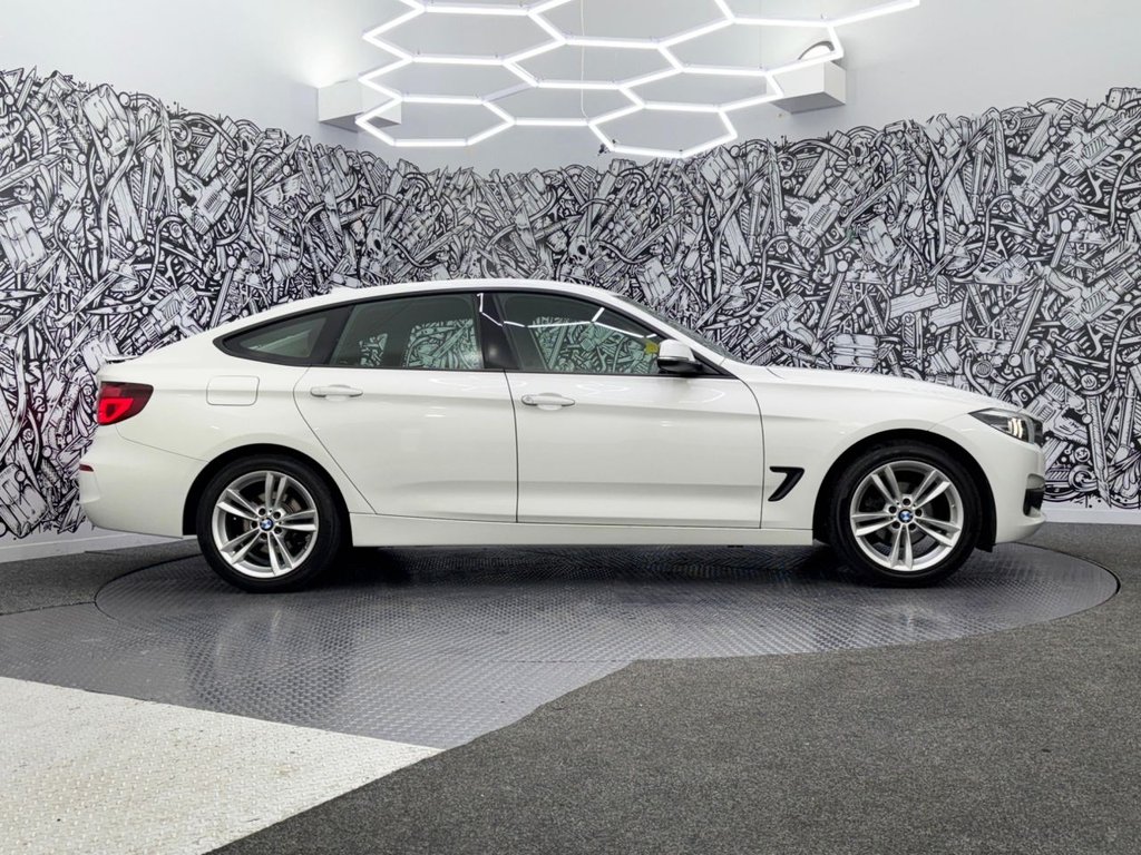 Used BMW 3 Series 2019 for sale - 76481487: Photo 14