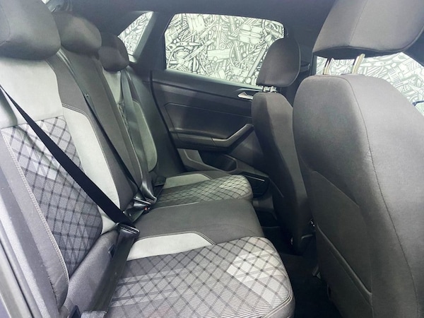 Used Volkswagen Polo 2022 for sale - 76010022: Photo 22