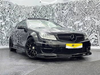 Used Mercedes-Benz C Class 2013 for sale - 77642505: Photo