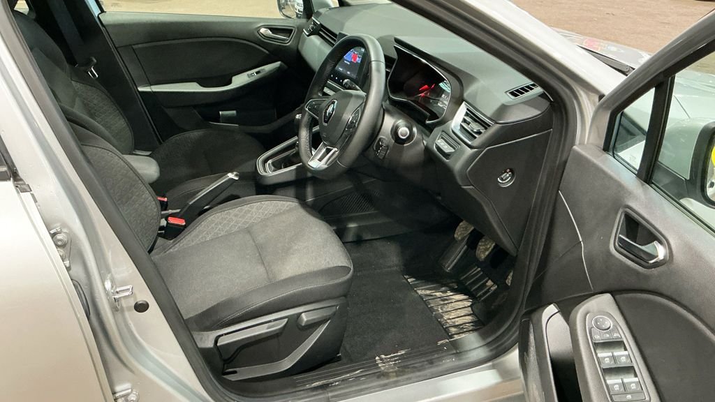 Used Renault Clio 2021 for sale - 77122270: Photo 10