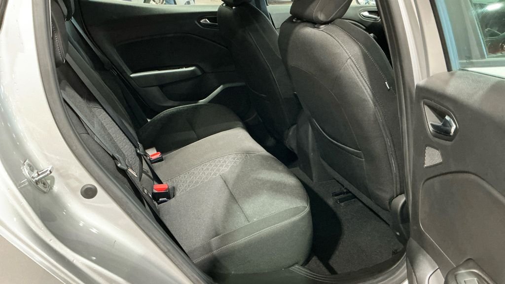 Used Renault Clio 2021 for sale - 77122270: Photo 11