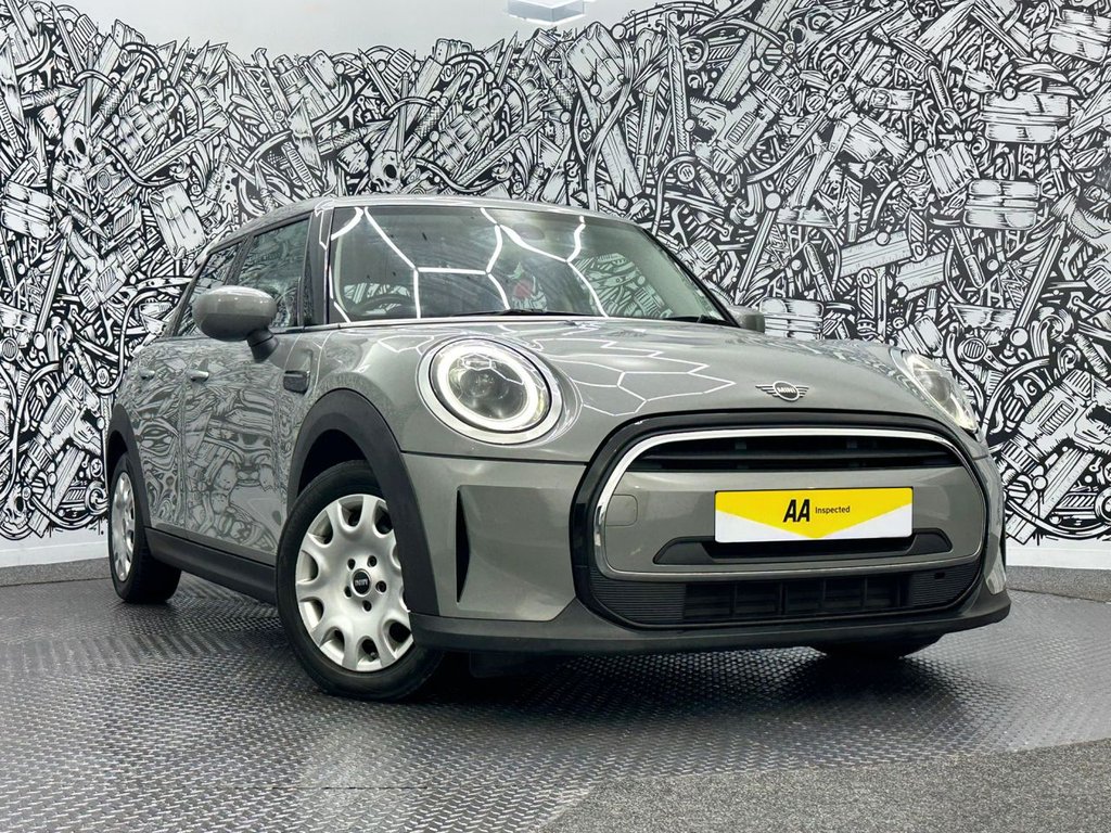 Used MINI Hatch 2022 for sale - 78145195: Photo 4