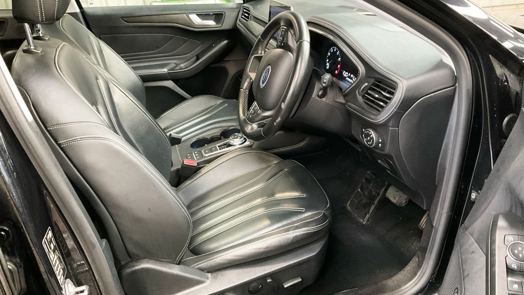 Used Ford Focus 2020 for sale - 76740234: Photo 10