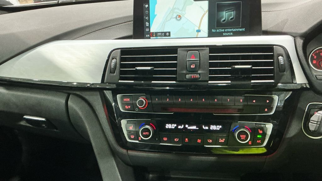 Used BMW 4 Series 2017 for sale - 77557880: Photo 11