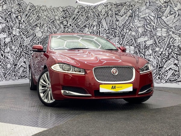 Used Jaguar XF 2014 for sale - 76202974: Photo 4