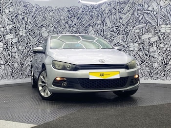 Used Volkswagen Scirocco 2011 for sale - 75752791: Photo