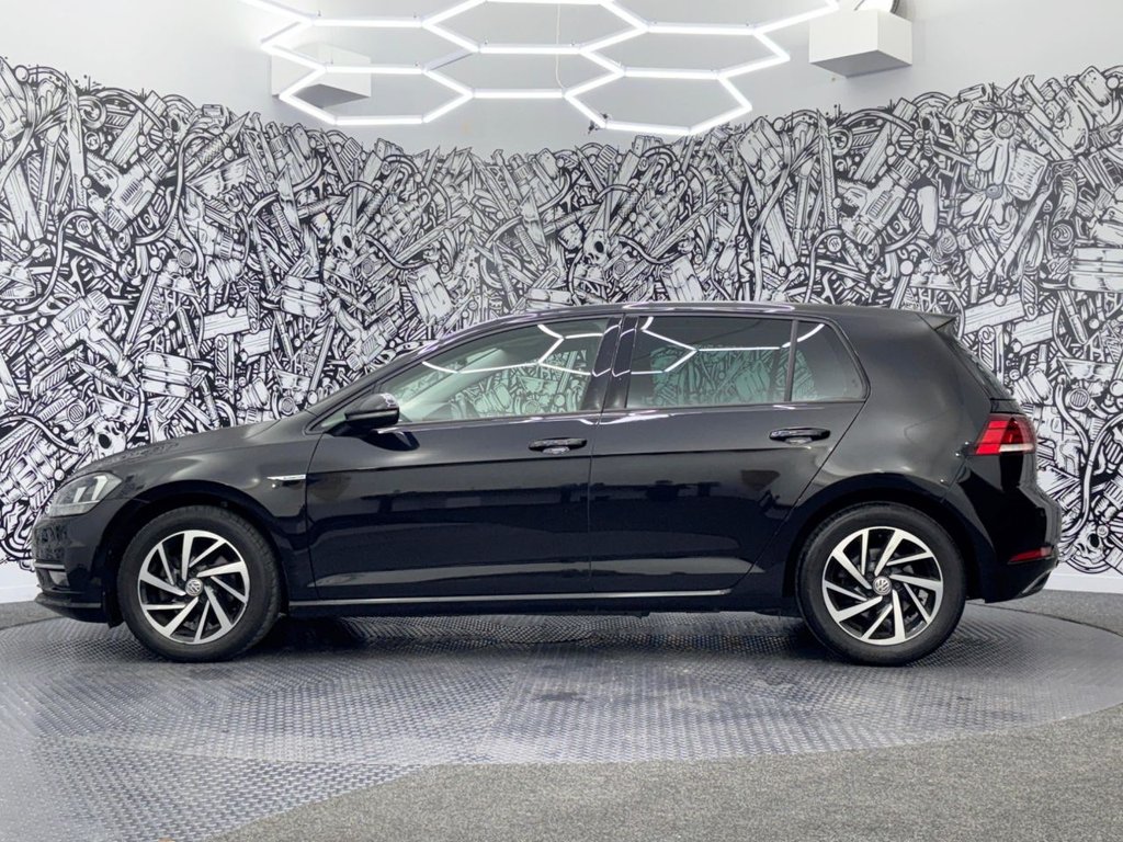 Used Volkswagen Golf 2019 for sale - 76323261: Photo 12