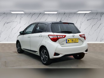 Used Toyota Yaris 2019 for sale - 78557635: Photo
