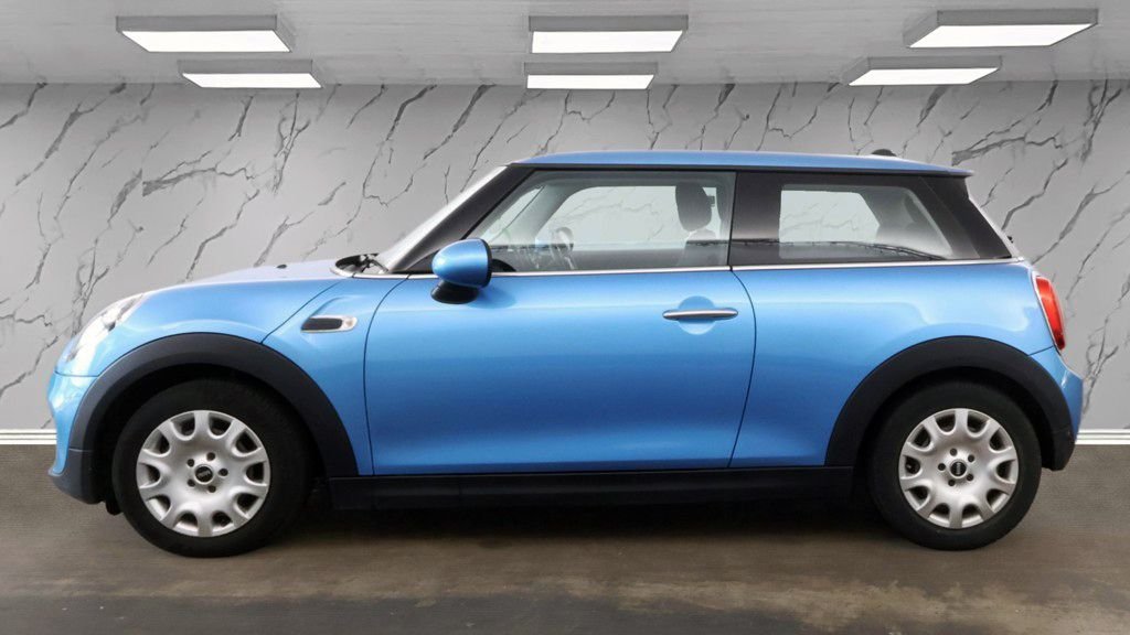 Used MINI Hatch 2019 for sale - 78145110: Photo 8