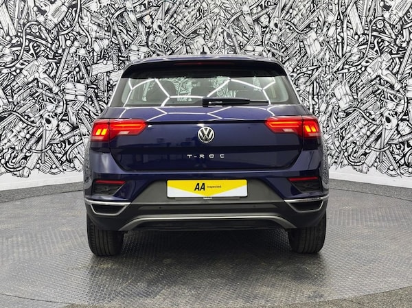 Used Volkswagen T-Roc 2019 for sale - 75111859: Photo 10