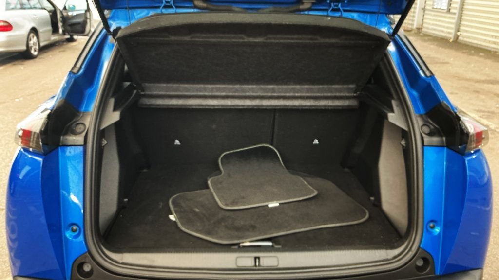 Used Peugeot 2008 2020 for sale - 76740656: Photo 12