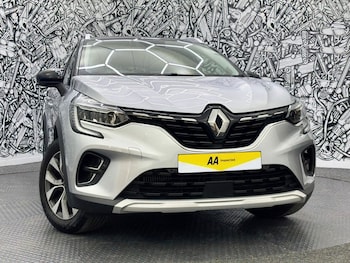 Used Renault Captur 2021 for sale - 75854441: Photo