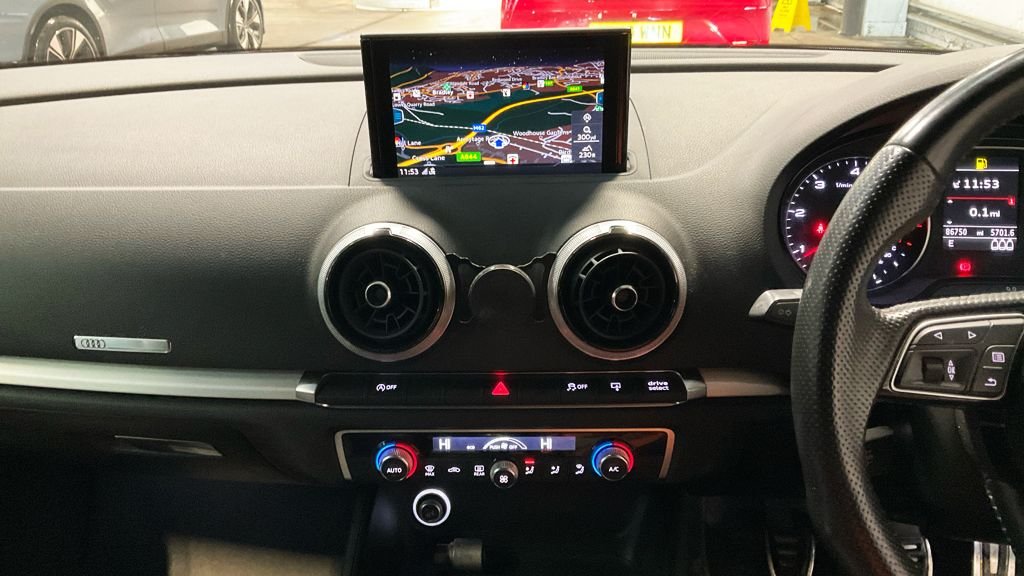 Used Audi A3 2017 for sale - 77064932: Photo 8