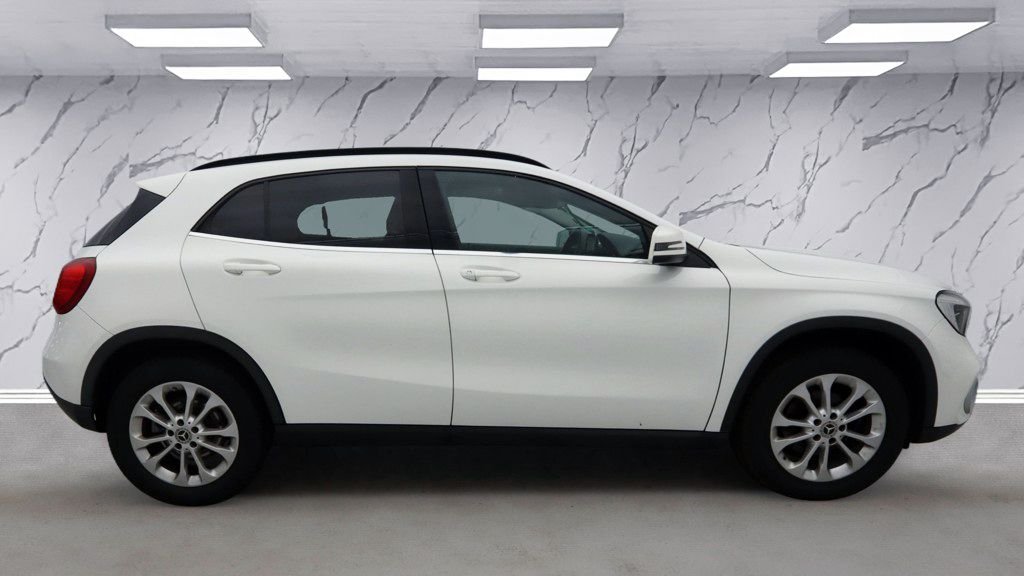 Used Mercedes-Benz A-Class 2018 for sale - 78134609: Photo 7