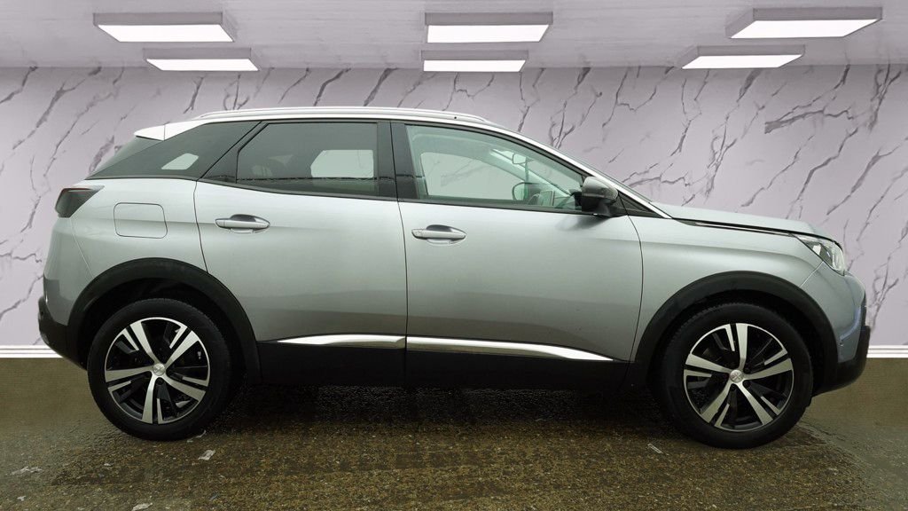 Used Peugeot 3008 2019 for sale - 77609075: Photo 8