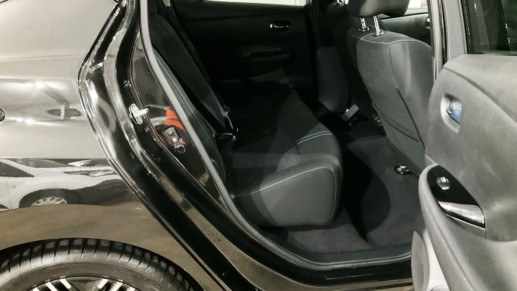 Used Nissan Leaf 2023 for sale - 76686253: Photo 11