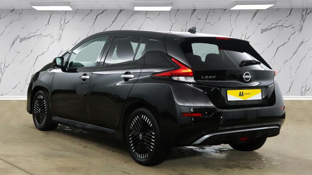 Used Nissan Leaf 2023 for sale - 76686253: Photo 4