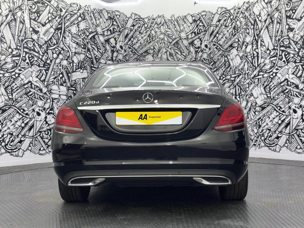 Used Mercedes-Benz C Class 2019 for sale - 76454263: Photo 10