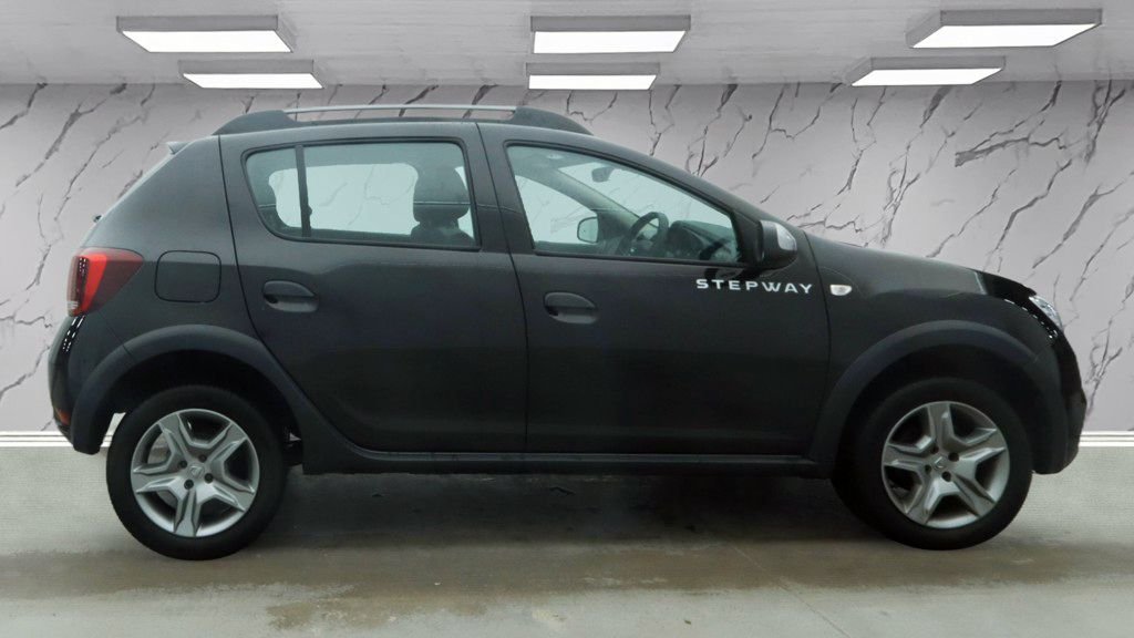 Used Dacia Sandero Stepway 2020 for sale - 77064960: Photo 6