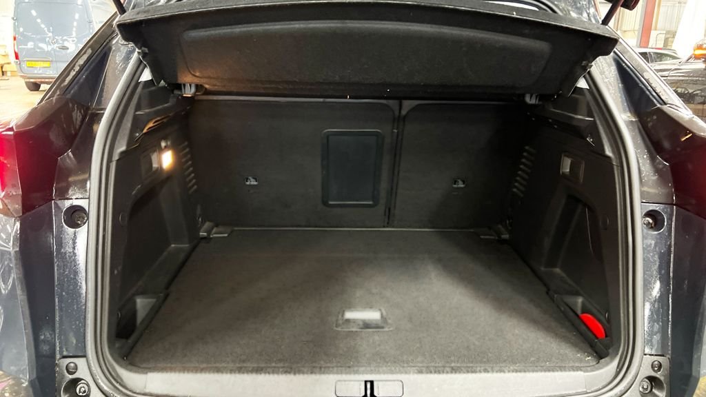 Used Peugeot 3008 2018 for sale - 77609074: Photo 11