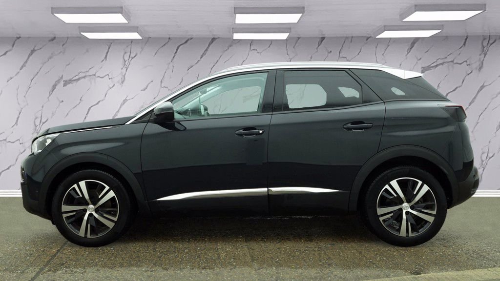 Used Peugeot 3008 2018 for sale - 77609074: Photo 9