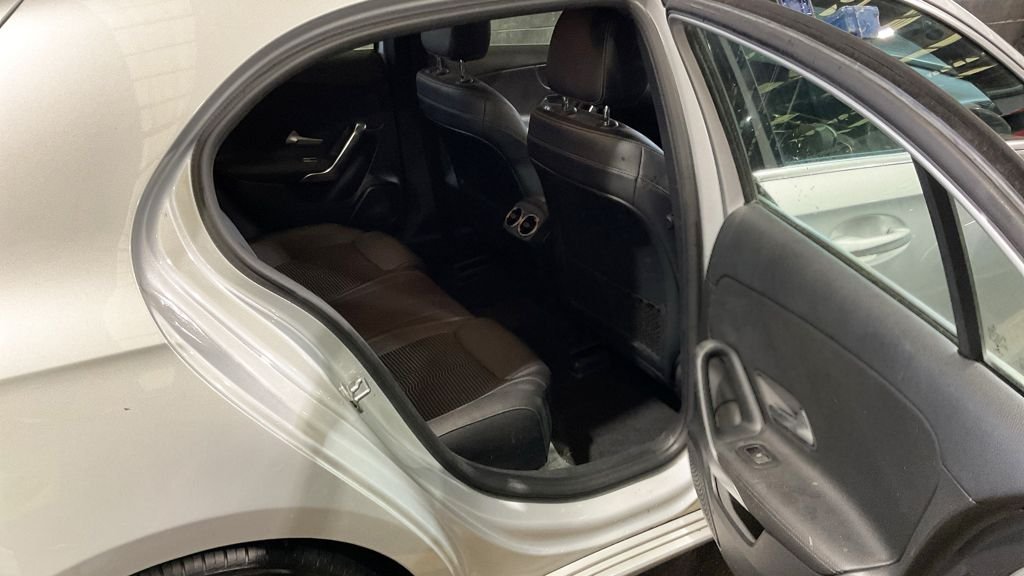 Used Mercedes-Benz A-Class 2018 for sale - 77642839: Photo 13