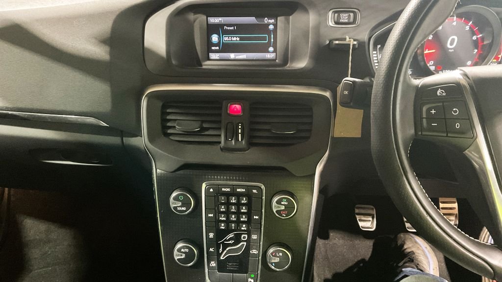 Used Volvo V40 2018 for sale - 77534423: Photo 11