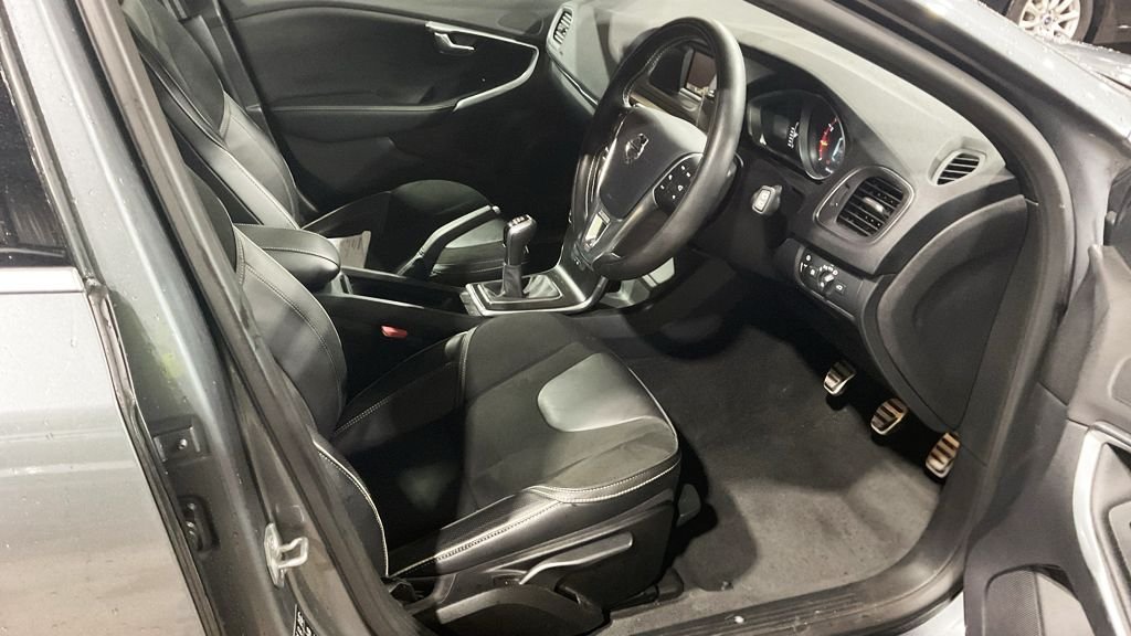 Used Volvo V40 2018 for sale - 77534423: Photo 13