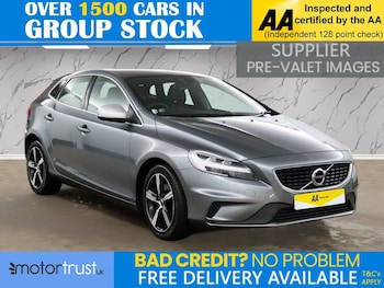 Used Volvo V40 2018 for sale - 77534423: Photo