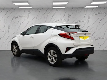 Used Toyota C-HR 2019 for sale - 77341663: Photo