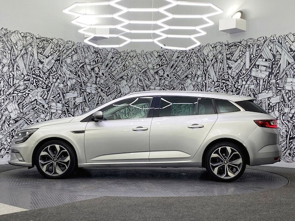 Used Renault Megane 2018 for sale - 76092748: Photo 12