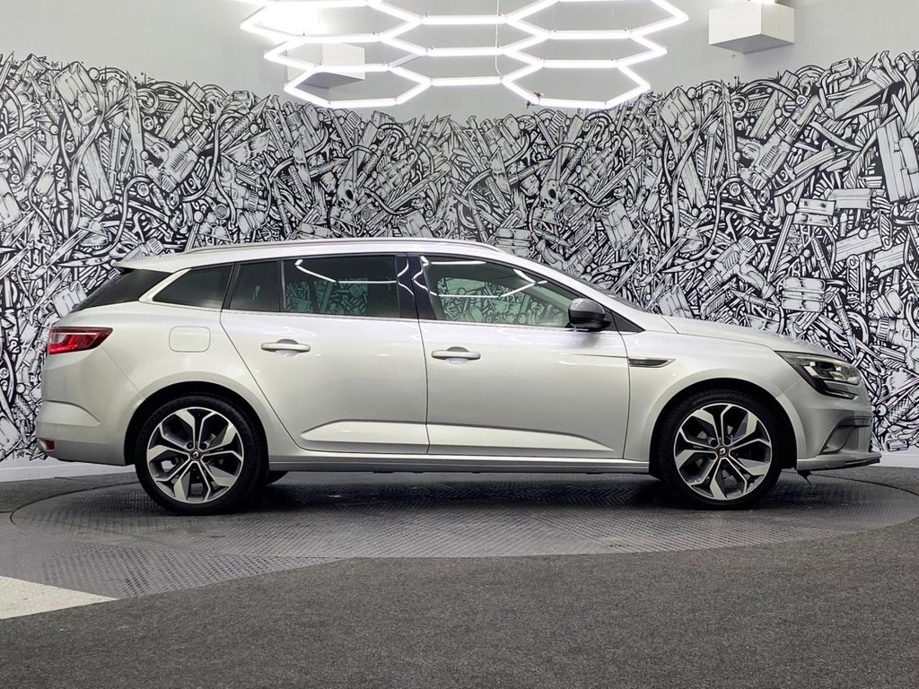 Used Renault Megane 2018 for sale - 76092748: Photo 14