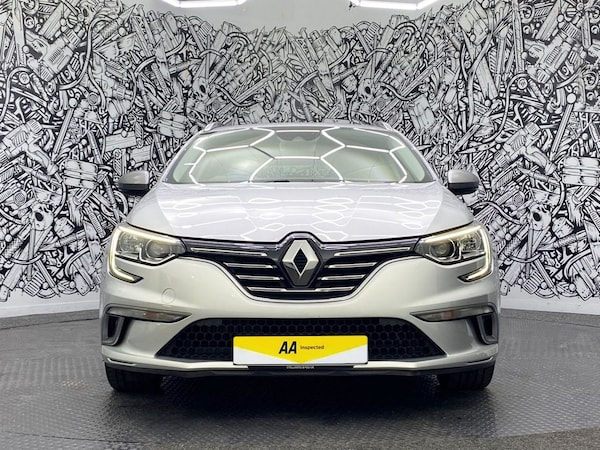Used Renault Megane 2018 for sale - 76092748: Photo 5