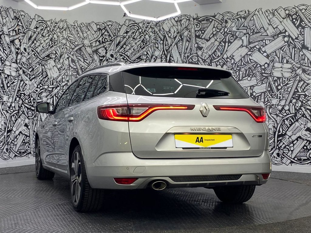 Used Renault Megane 2018 for sale - 76092748: Photo 9