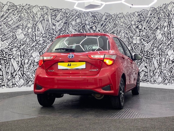 Used Toyota Yaris 2018 for sale - 76092729: Photo 10