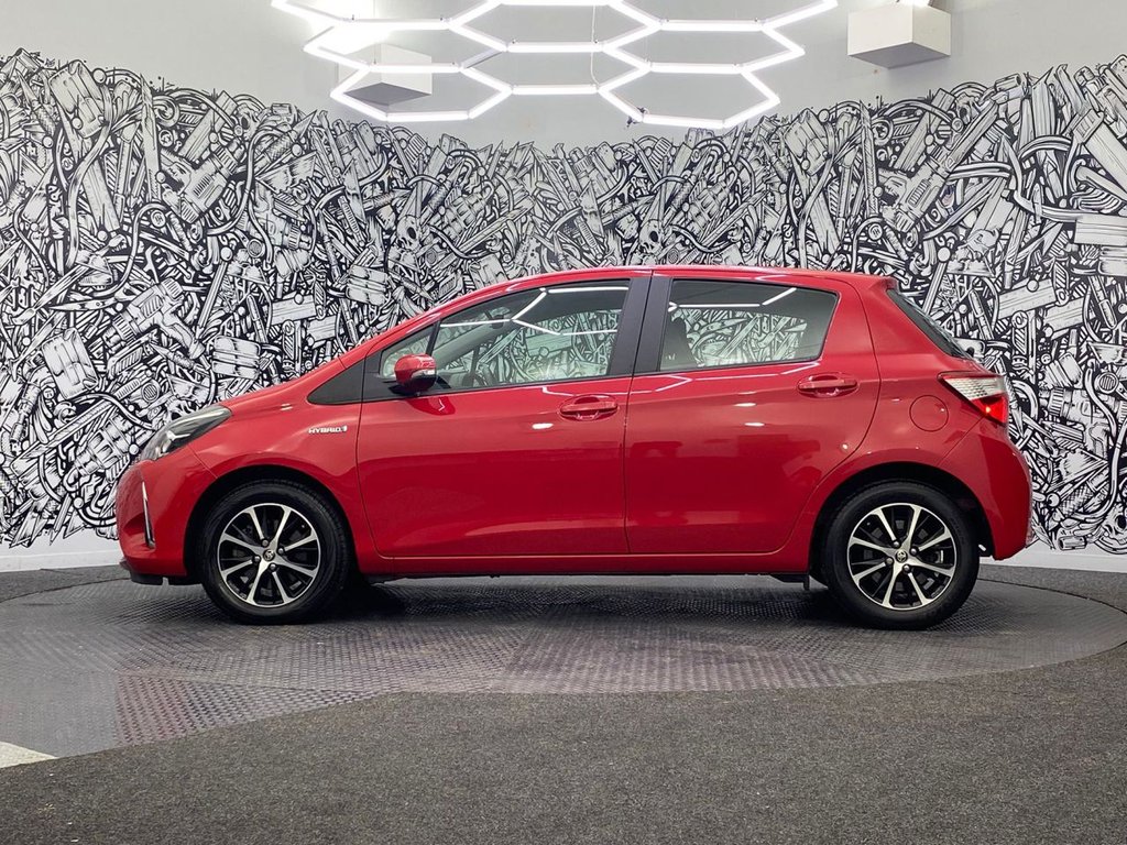 Used Toyota Yaris 2018 for sale - 76092729: Photo 11