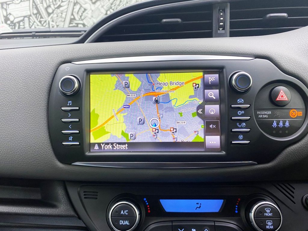 Used Toyota Yaris 2018 for sale - 76092729: Photo 18