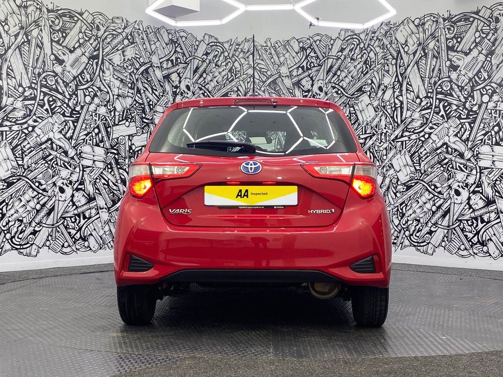 Used Toyota Yaris 2018 for sale - 76092729: Photo 8