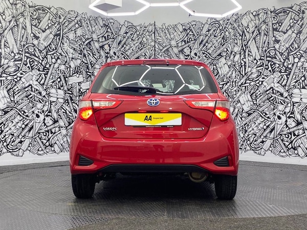 Used Toyota Yaris 2018 for sale - 76092729: Photo 8