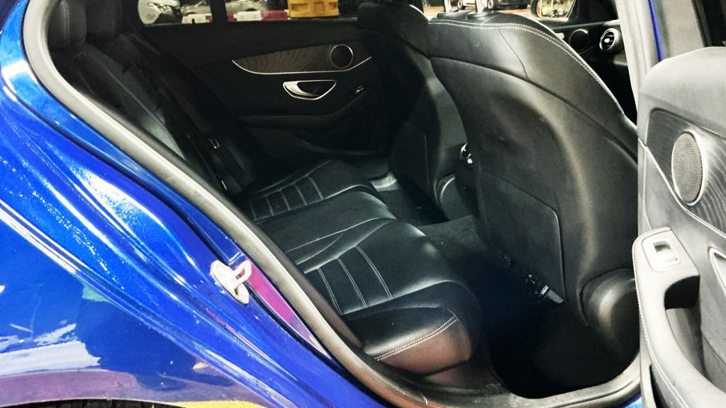 Used Mercedes-Benz C Class 2019 for sale - 76686317: Photo 11