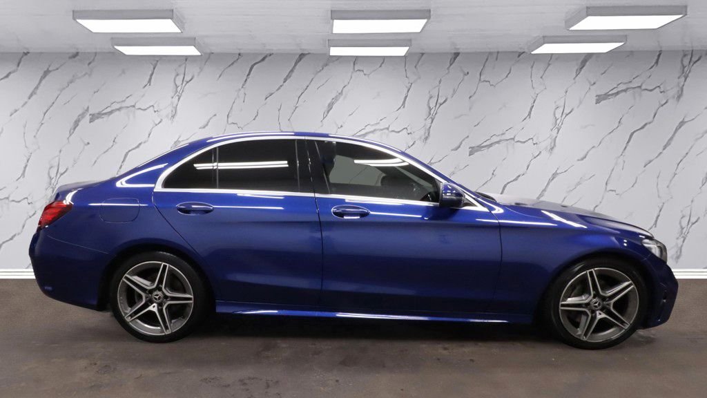 Used Mercedes-Benz C Class 2019 for sale - 76686317: Photo 6