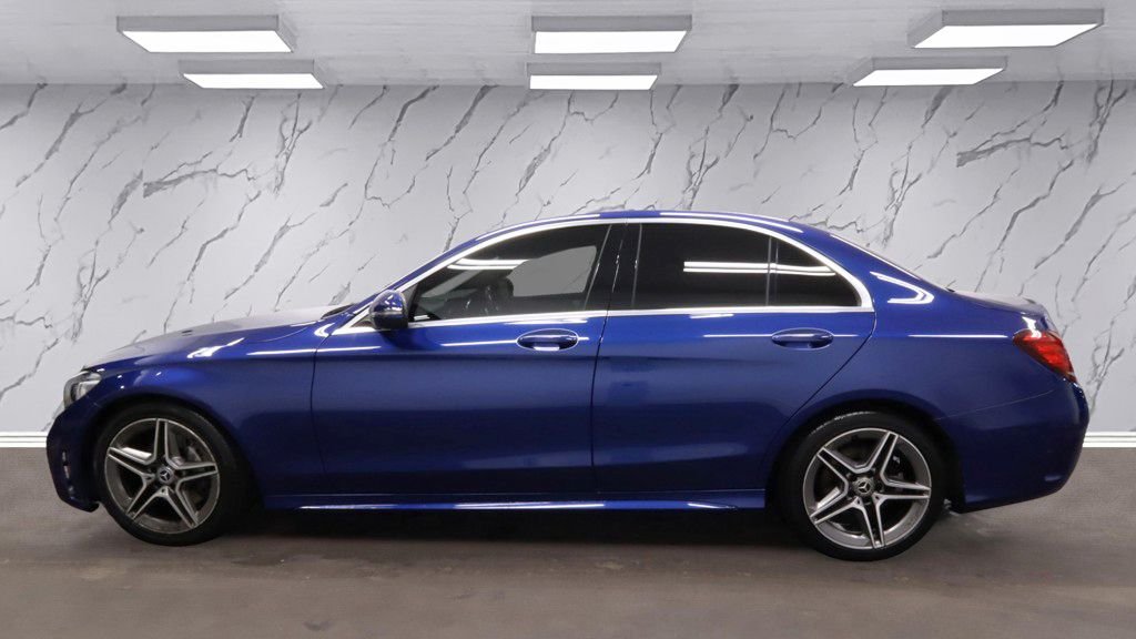 Used Mercedes-Benz C Class 2019 for sale - 76686317: Photo 7