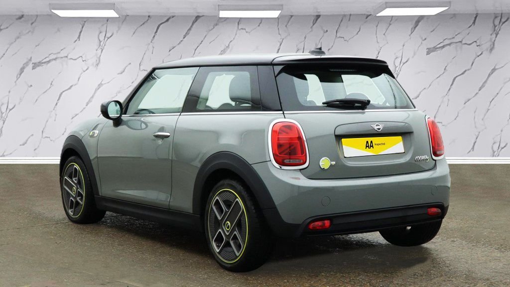 Used MINI Electric Hatch 2021 for sale - 76711410: Photo 2