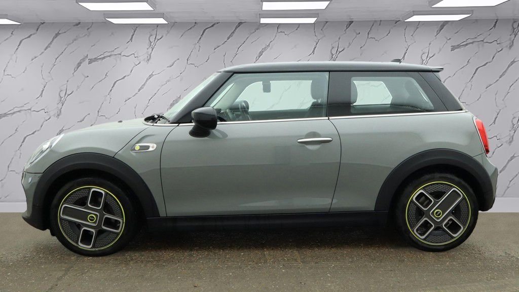 Used MINI Electric Hatch 2021 for sale - 76711410: Photo 5