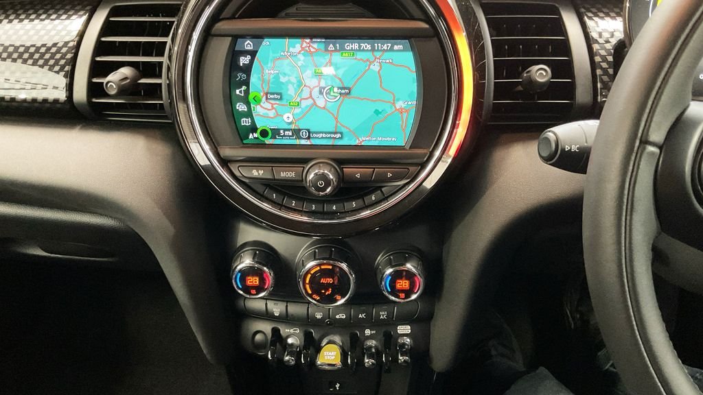 Used MINI Electric Hatch 2021 for sale - 76711410: Photo 8