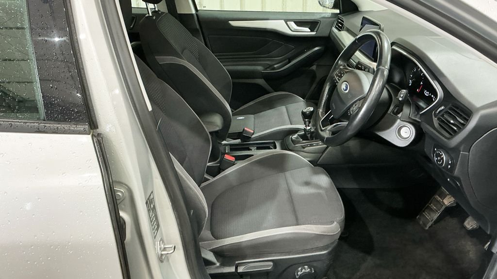 Used Ford Focus 2019 for sale - 76665543: Photo 10