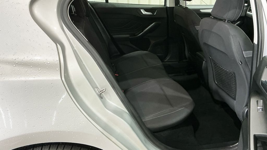 Used Ford Focus 2019 for sale - 76665543: Photo 11